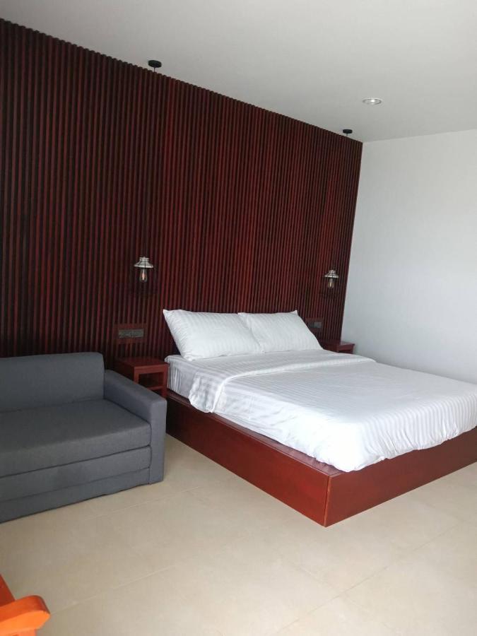Beach House By Rose Massage Nai Thon Beach Εξωτερικό φωτογραφία