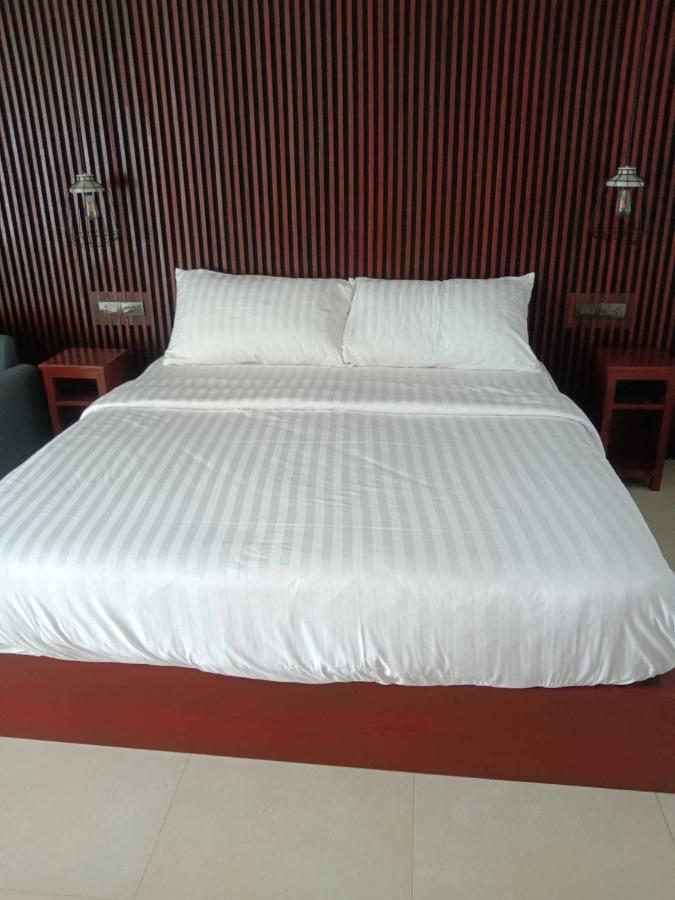 Beach House By Rose Massage Nai Thon Beach Εξωτερικό φωτογραφία