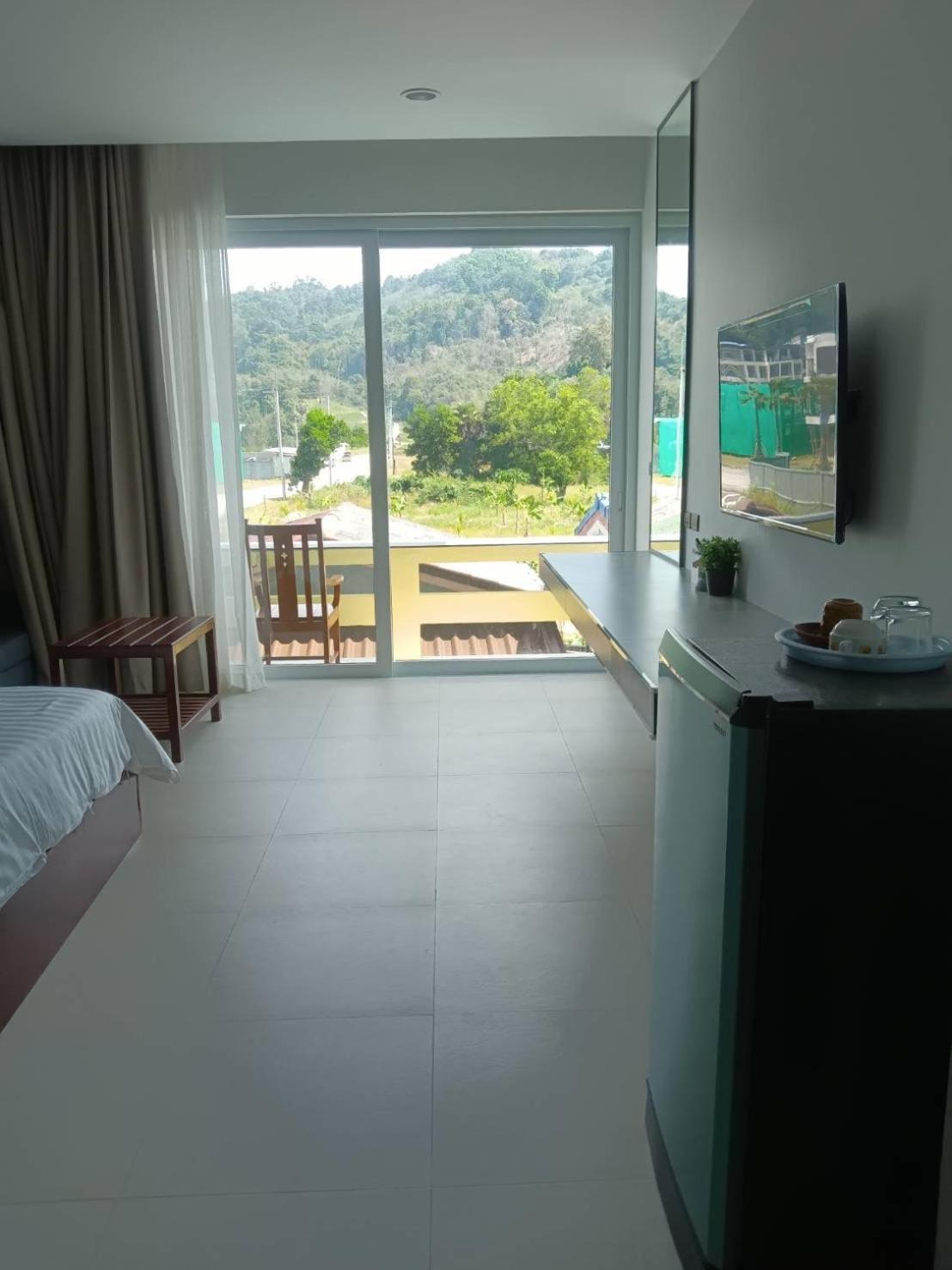Beach House By Rose Massage Nai Thon Beach Εξωτερικό φωτογραφία