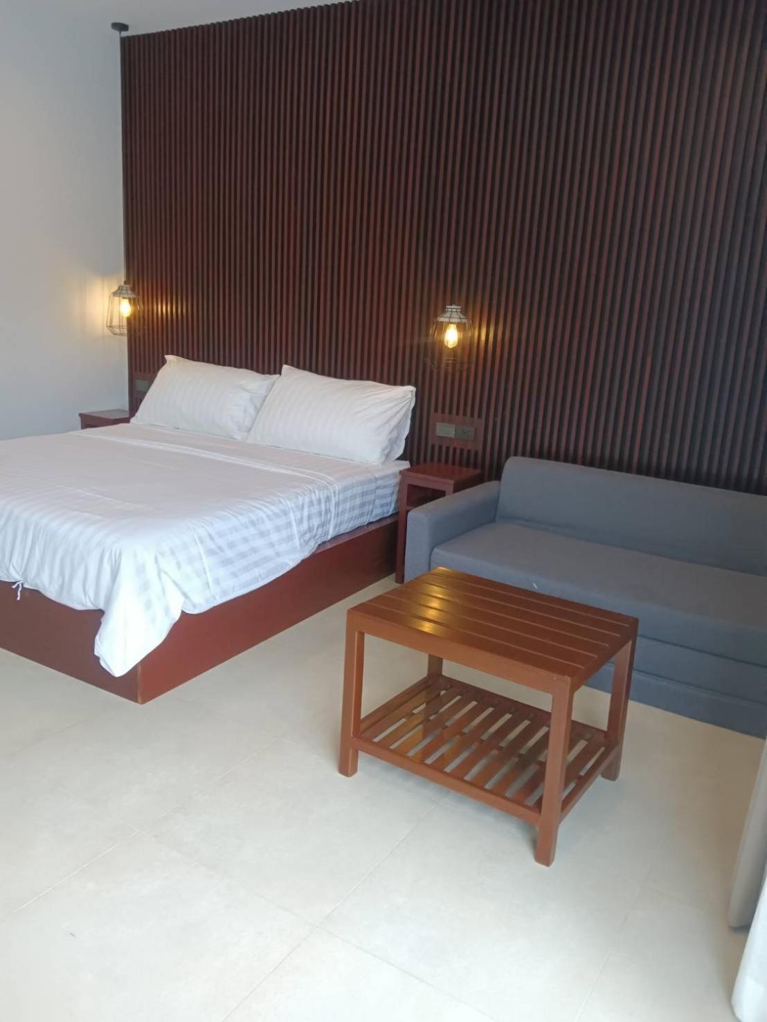 Beach House By Rose Massage Nai Thon Beach Εξωτερικό φωτογραφία