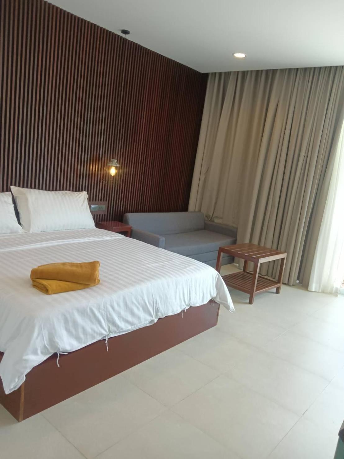 Beach House By Rose Massage Nai Thon Beach Εξωτερικό φωτογραφία